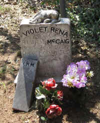 McCaig, Violet Rena.JPG (116783 bytes)